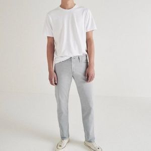 AG The Graduate Tailored Leg Pants in Florence Fog Size 34